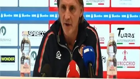 雷霆与鹈鹕激战在即，NBA焦点对决，谁将笑傲江湖？